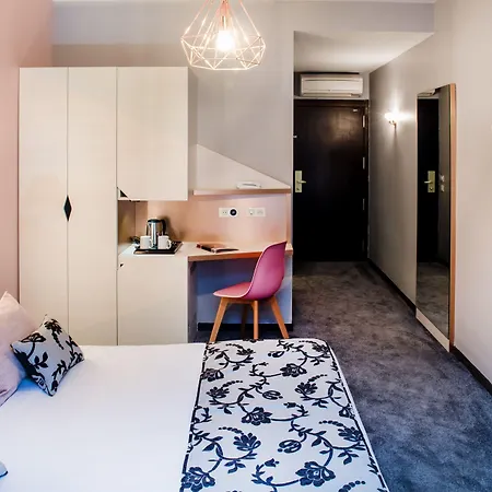 Ξενοδοχείο Sainte-rose 3*