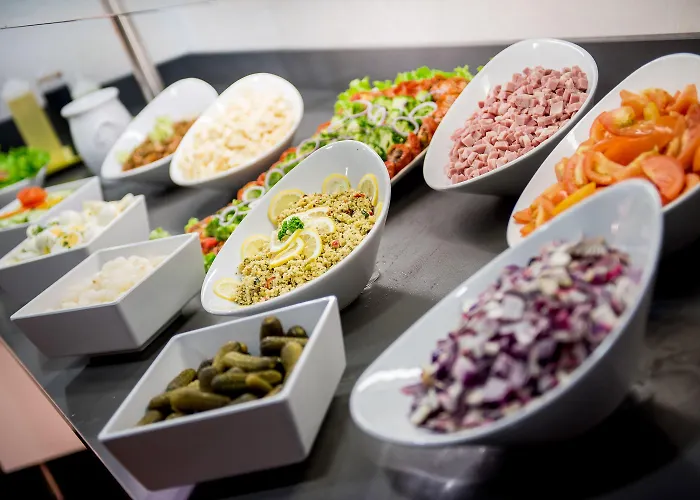 Hotell Sainte-rose 3*