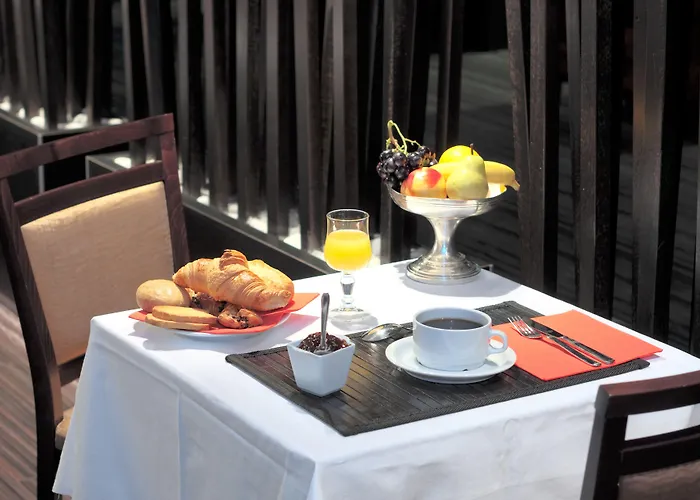 Hotel Sainte-rose 3*